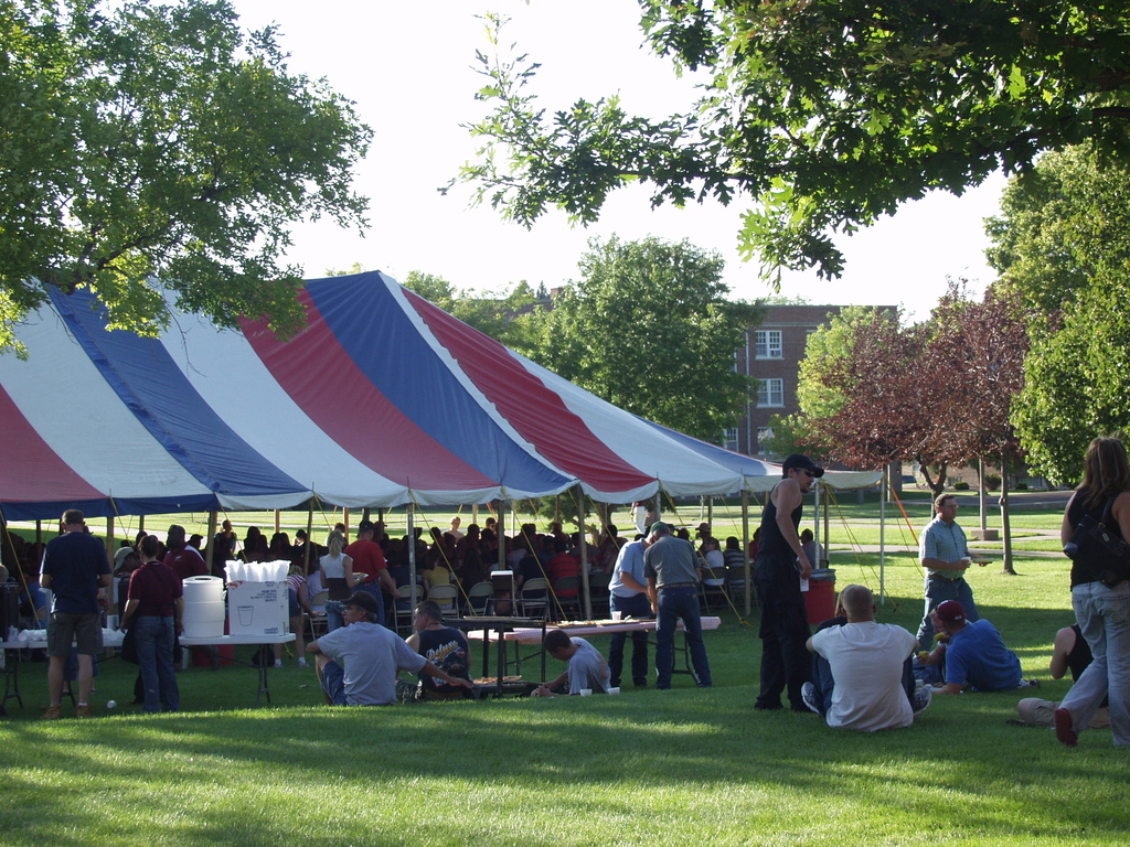 Chadron State College students and employees gather for the 2008 beginning-of-the-year barbecue.