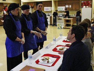 Students from Gordon explain their recipe