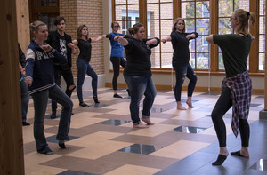 Taylor Thies instructs a jazz class