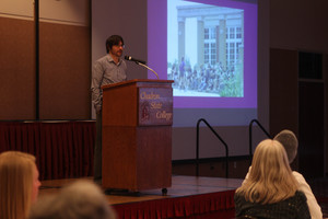 Dr. Steve Coughlin speaks at Rising Sophomore Awards