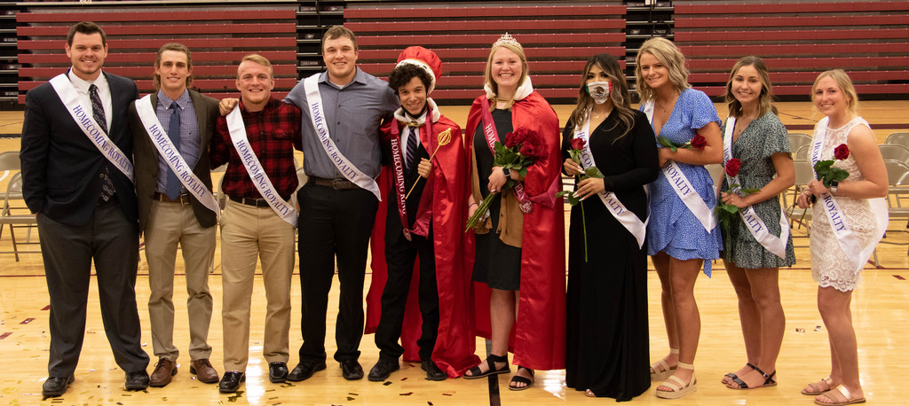 Brendan Fangmeier, Josslyn Linse, Caleb Haskell, Myles Mendell, King Damien Zuniga, Queen Emily Hansen, Attendants Ruth Mencia, Emily Hand, Annaliese Werner, and Carissa Radtke.