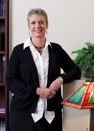 Dr. Tracy Nobiling